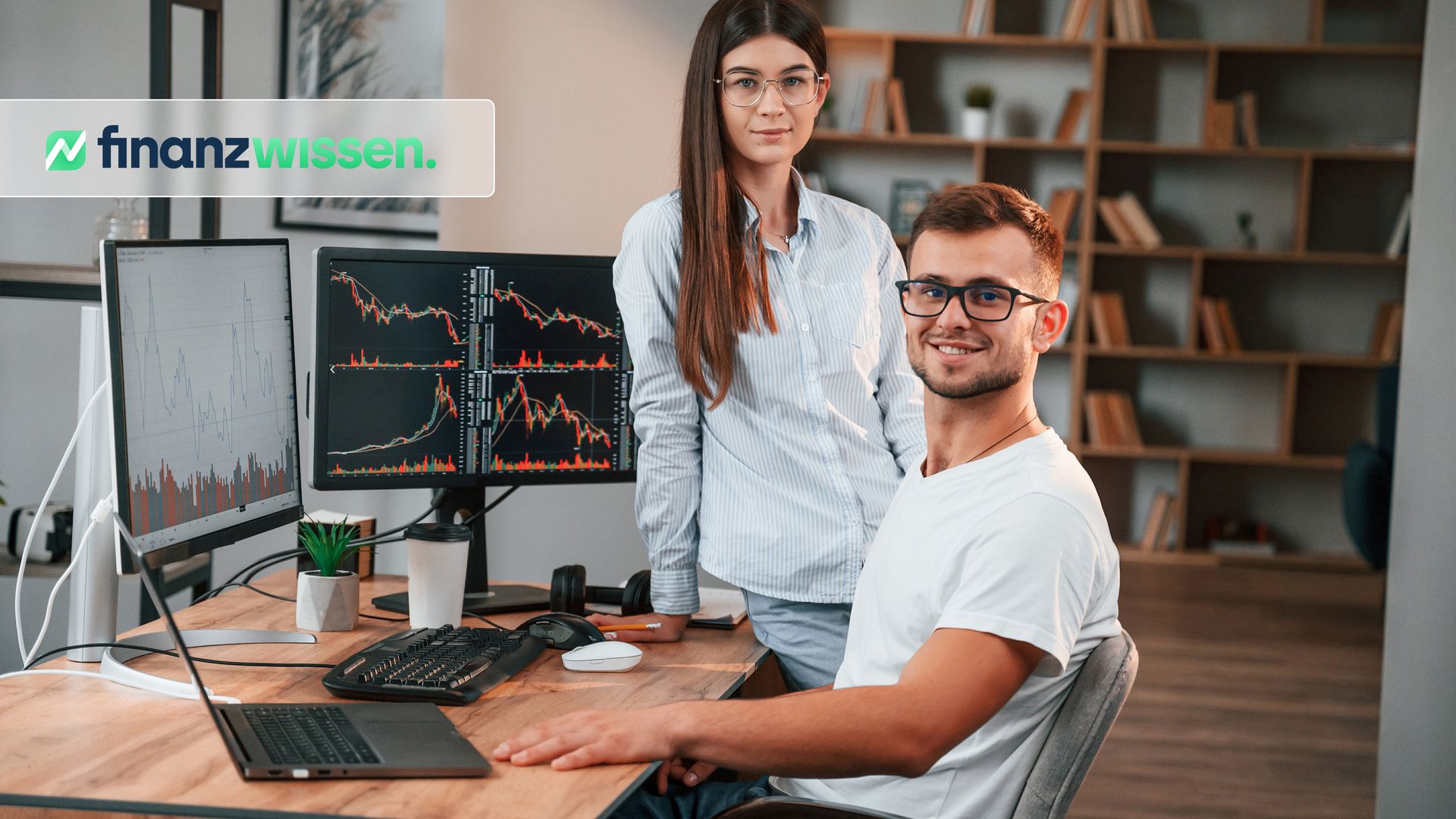 Junges Paar sucht beste ETF