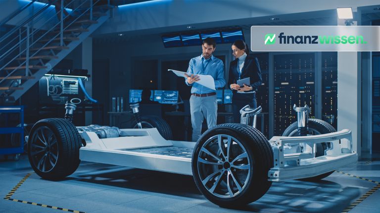 Kollegen sprechen über Batterie-Aktien